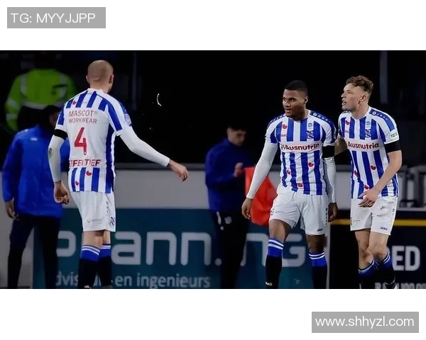 埃门主场迎战芬洛争夺联赛关键三分的精彩对决